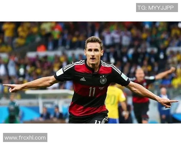 德国足球传奇老将回顾：从贝肯鲍尔到克洛泽的辉煌历程