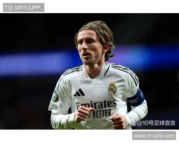 足球历史十大传奇球星精彩集锦 见证足坛巅峰时刻与不朽经典 足球历史十大传奇球星精彩集锦 见证足坛巅峰时刻与不朽经典