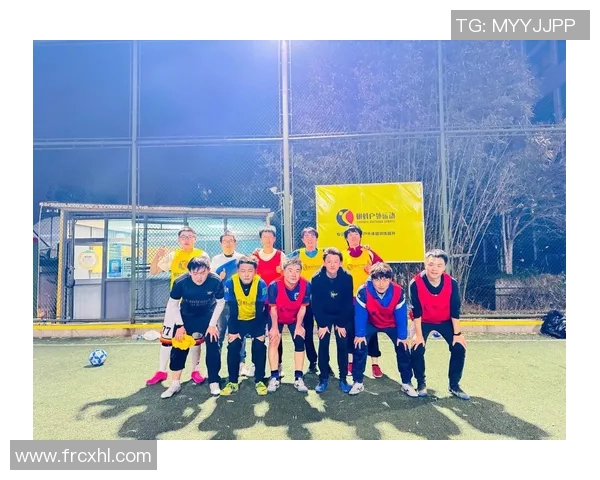 足球球星的浪漫传奇:从绿茵场上的激情到情感世界的动人故事 足球球星的浪漫传奇:从绿茵场上的激情到情感世界的动人故事